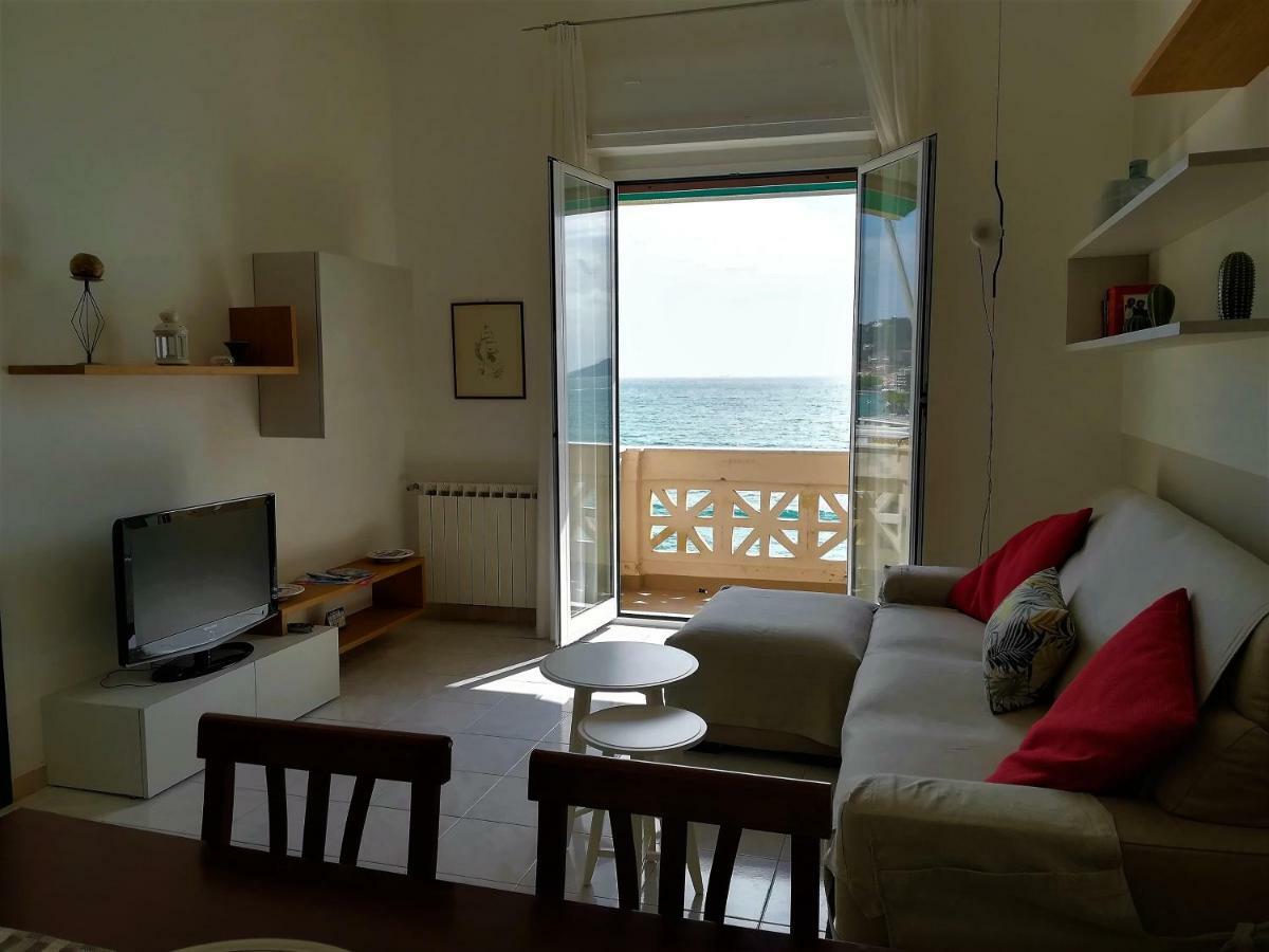 Il Faro Dei Poeti Διαμέρισμα Lerici Εξωτερικό φωτογραφία