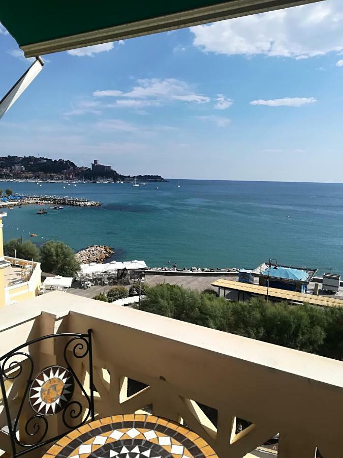 Il Faro Dei Poeti Διαμέρισμα Lerici Εξωτερικό φωτογραφία