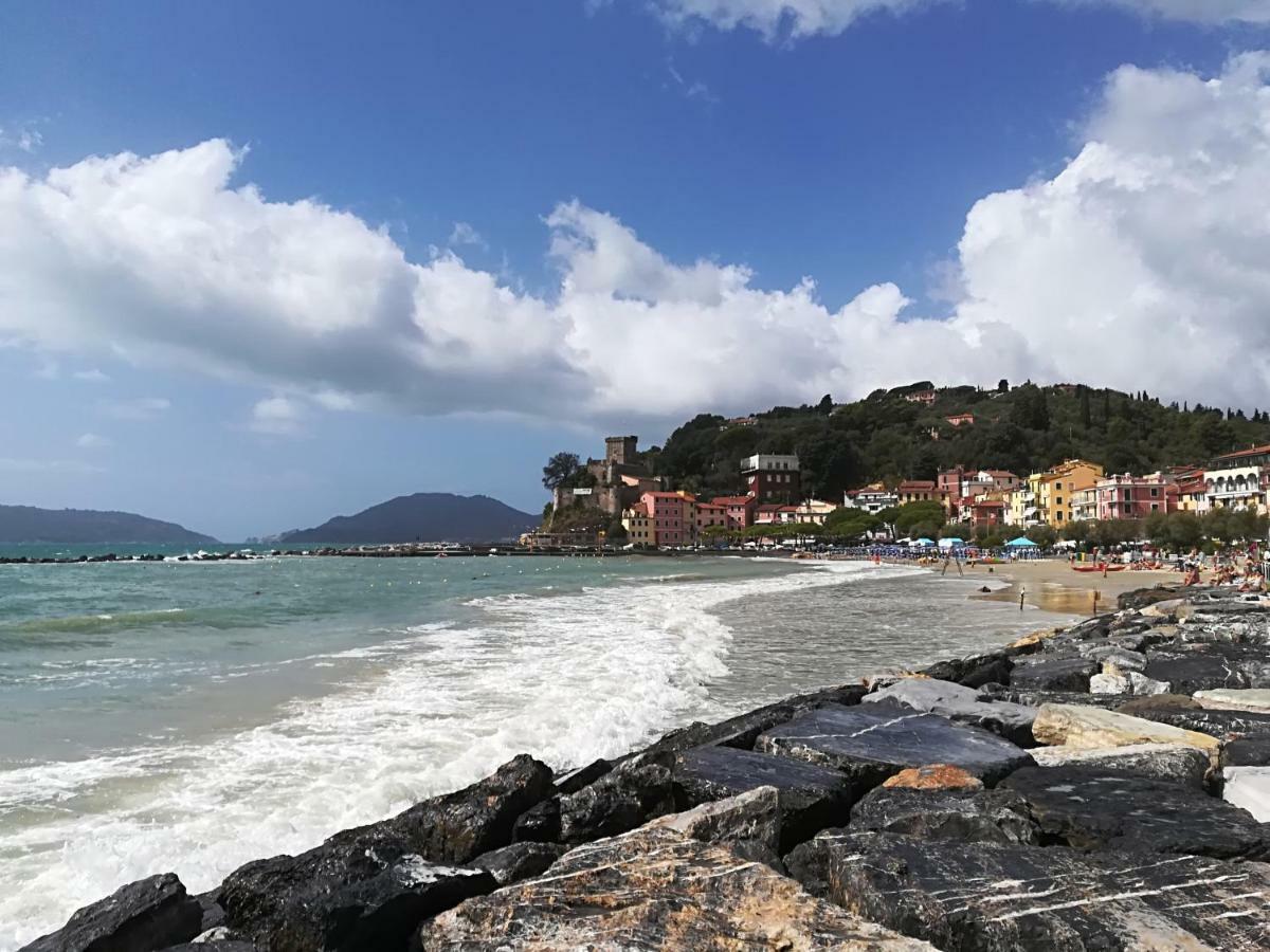 Il Faro Dei Poeti Διαμέρισμα Lerici Εξωτερικό φωτογραφία