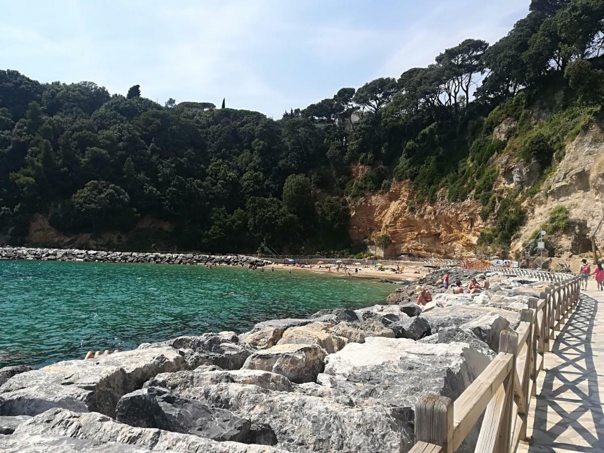 Il Faro Dei Poeti Διαμέρισμα Lerici Εξωτερικό φωτογραφία