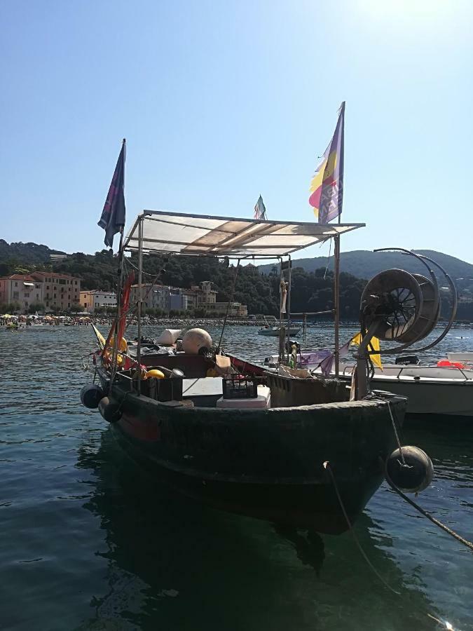 Il Faro Dei Poeti Διαμέρισμα Lerici Εξωτερικό φωτογραφία